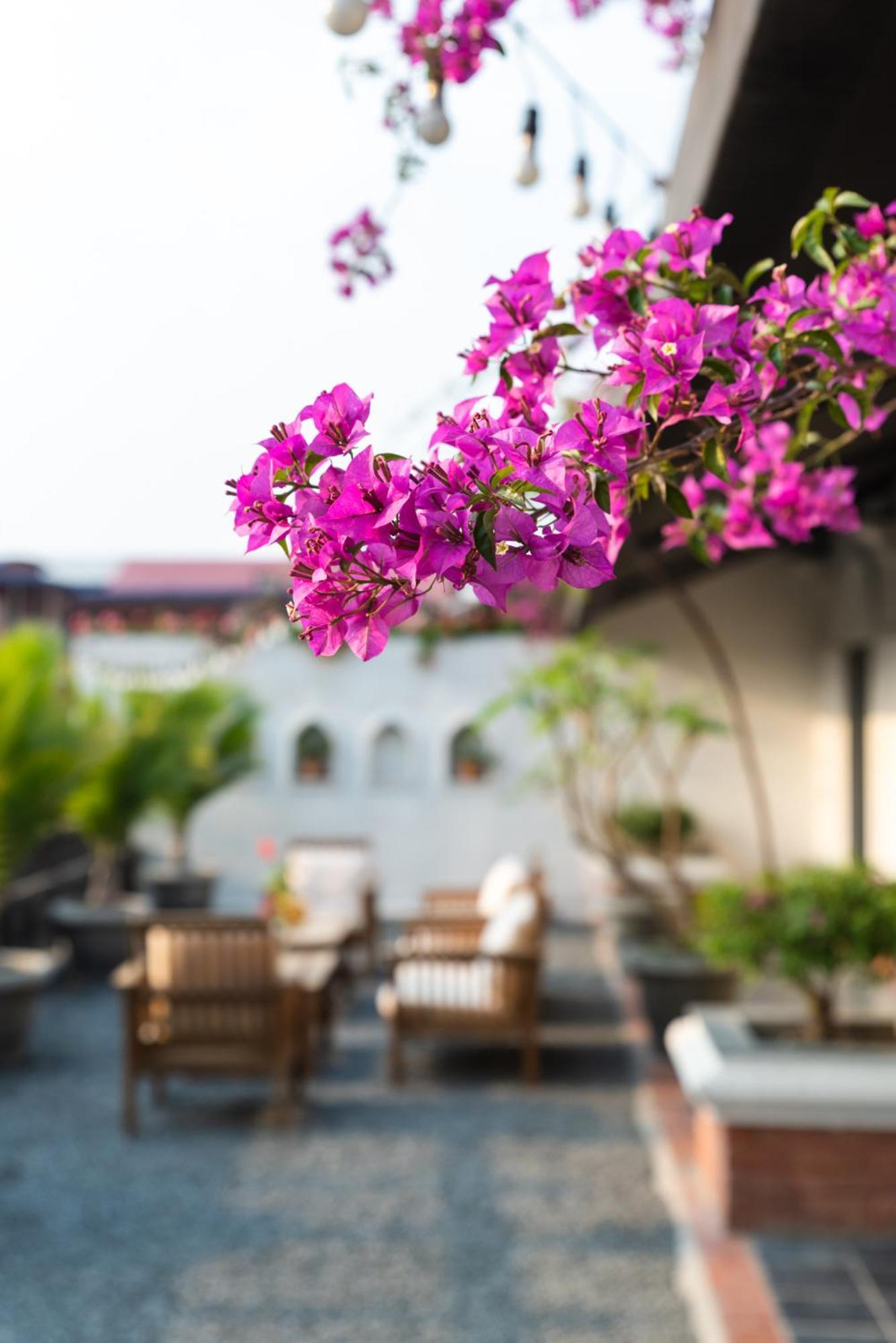 Hotel Roadhouse, Thamel, Kathmandu- Contemporary Boutique Exterior foto
