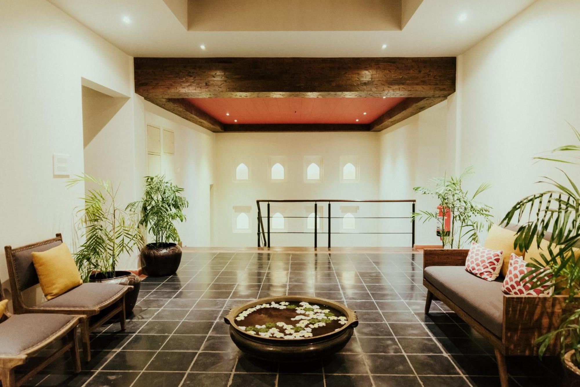 Hotel Roadhouse, Thamel, Kathmandu- Contemporary Boutique Exterior foto